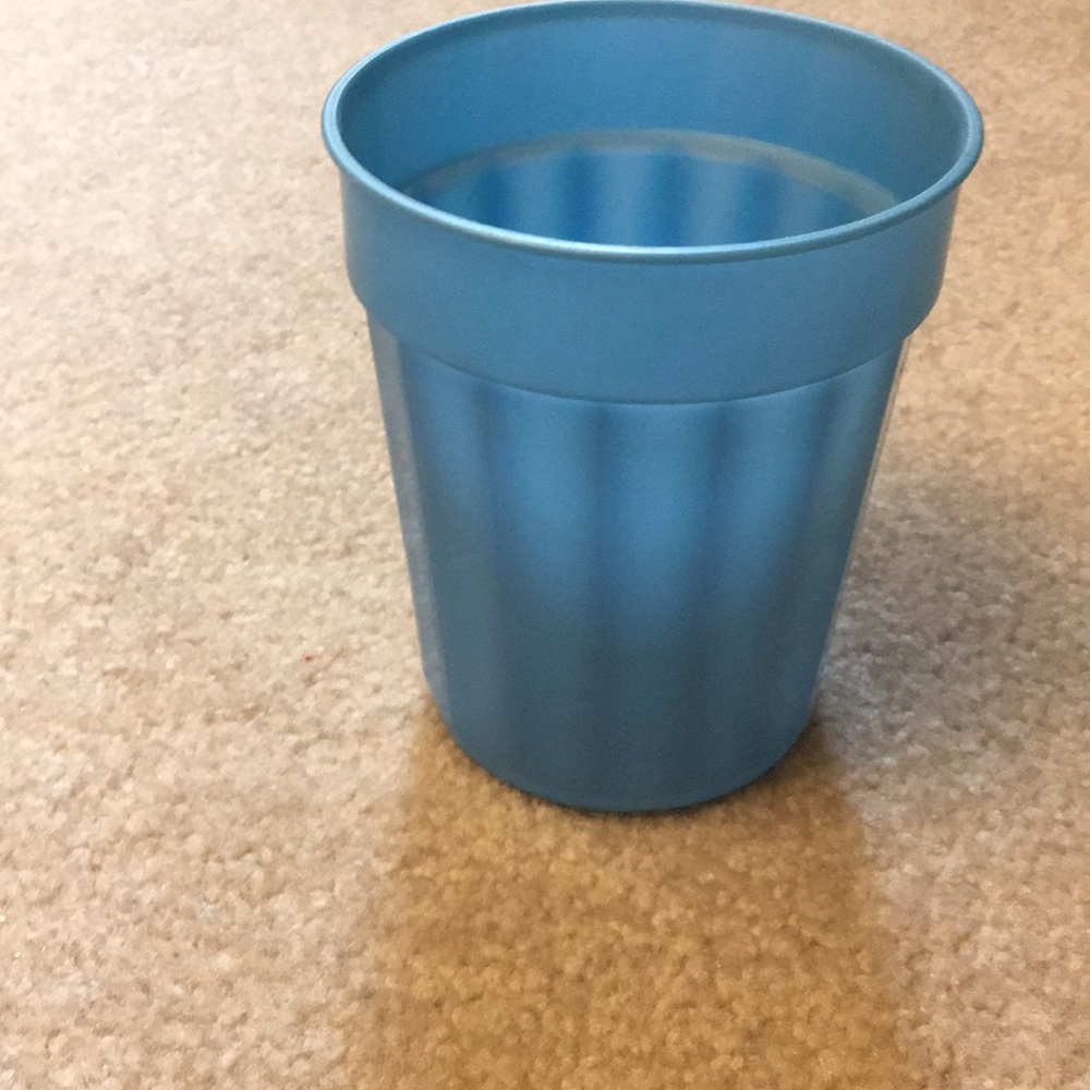 Blue Cups - Picture 2 of 2